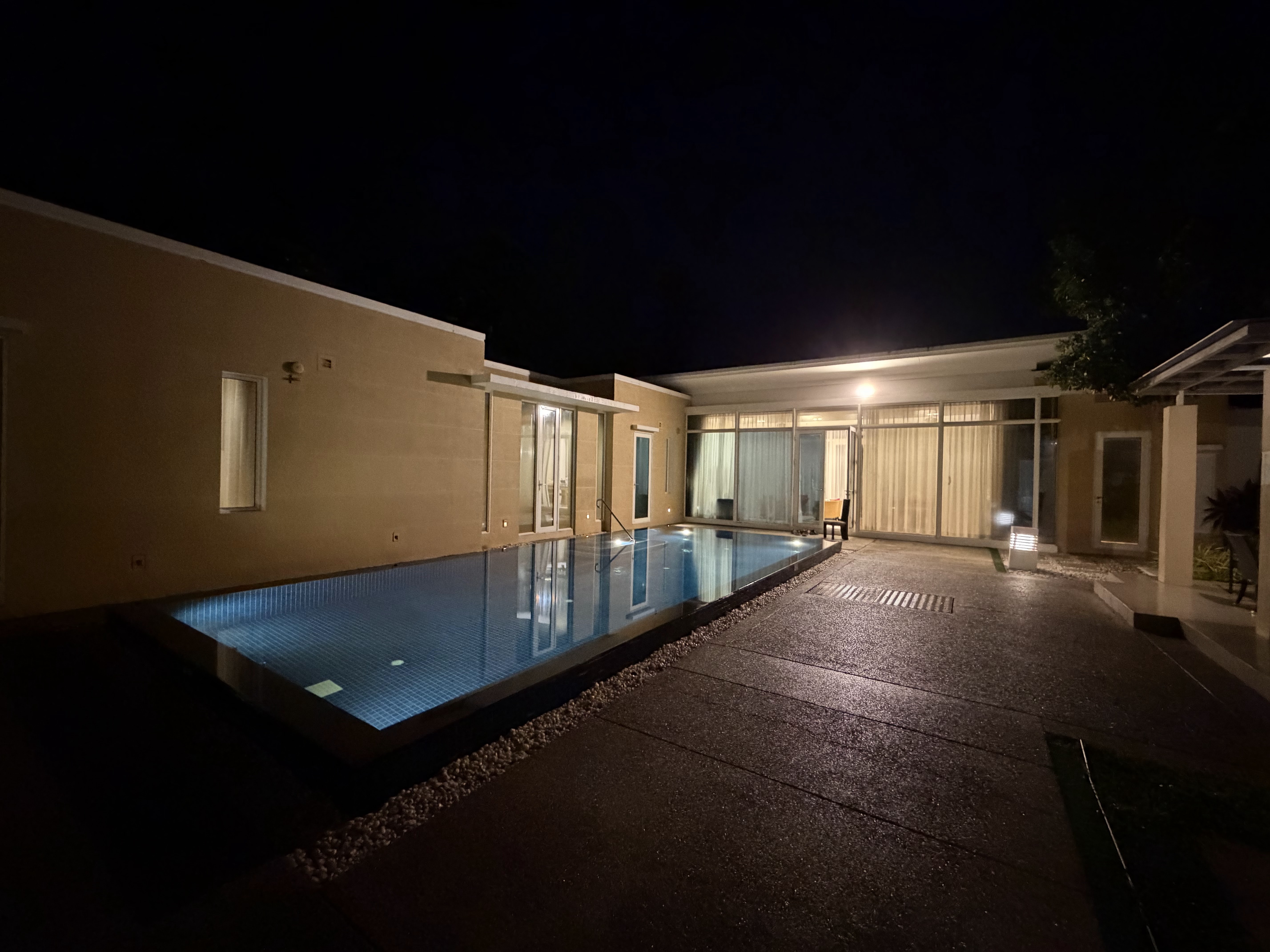 Andaman Pool Villas, Maikhao Beach Phuket 宿泊者の投稿写真 3