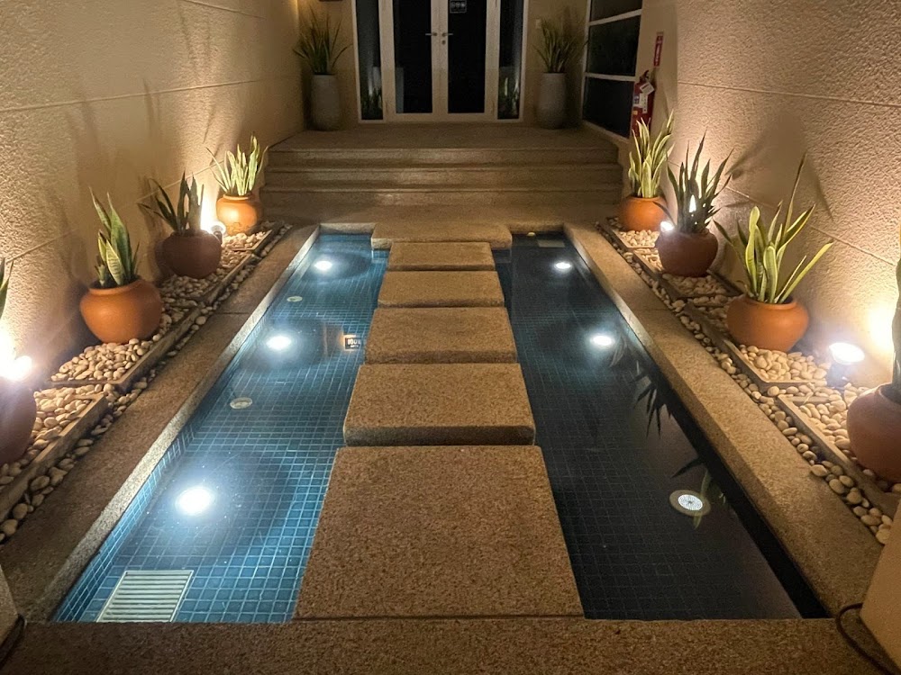 Andaman Pool Villas, Maikhao Beach Phuket 宿泊者の投稿写真 11
