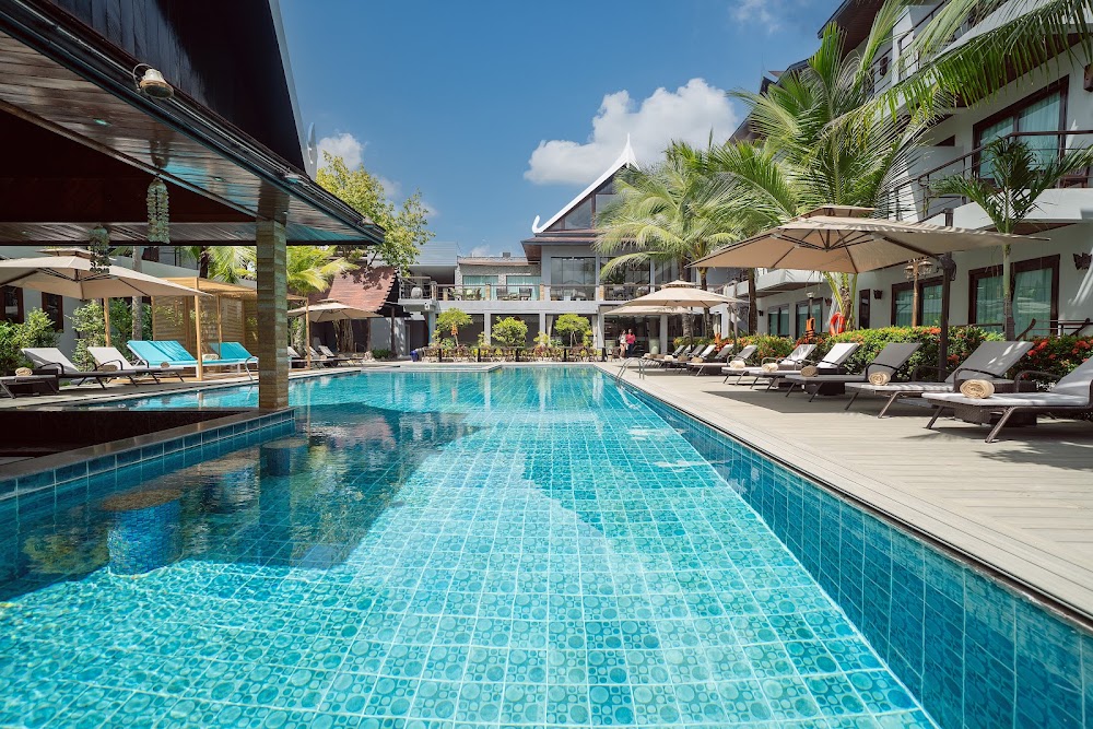 Howard Johnson by Wyndham Phuket Naiyangの写真